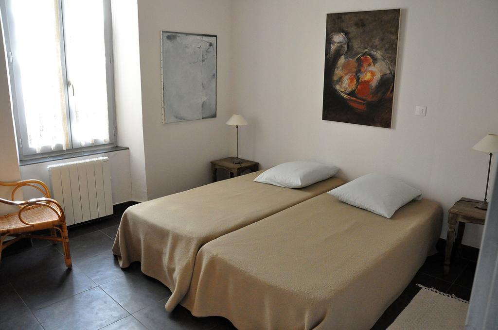 La Maison Du Ruisseau Conilhac-Corbieres Номер фото